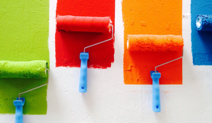 Photographie de rouleaux de peinture