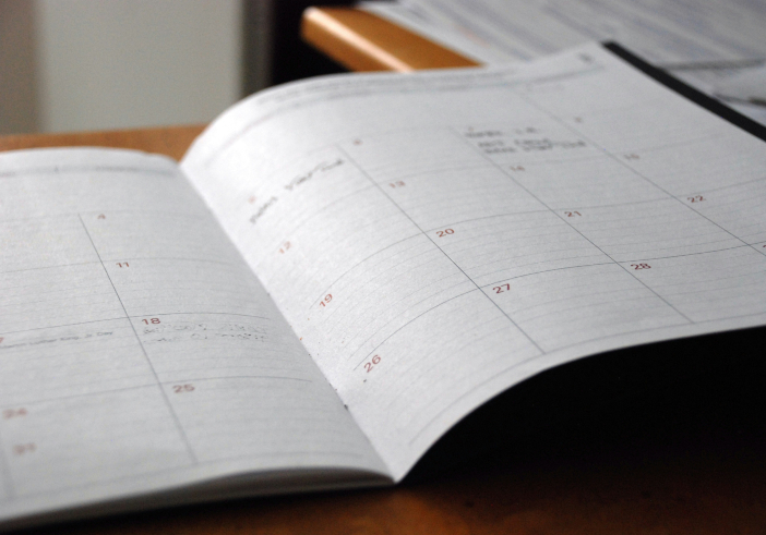 Photographie d'un agenda papier ouvert